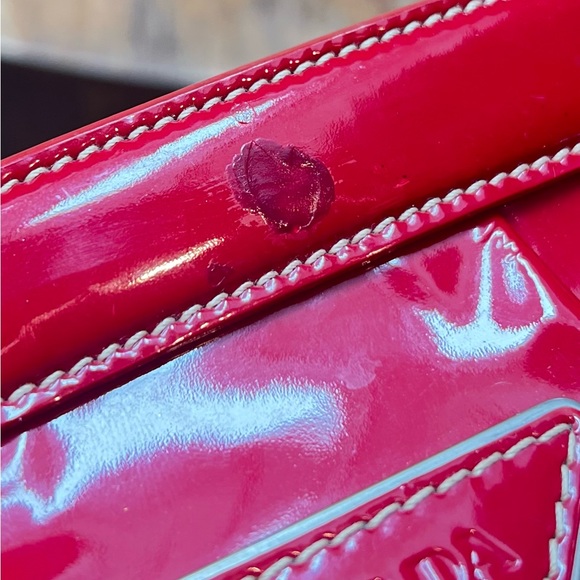 Prada Large Hobo Patent Leather Bag - Picture 15 of 17